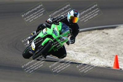 media/Sep-21-2025-TrackDaz (Sun) [[277c75b276]]/B Group/1220pm (Turn 2)/